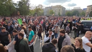 Blokada ispred Skupštine